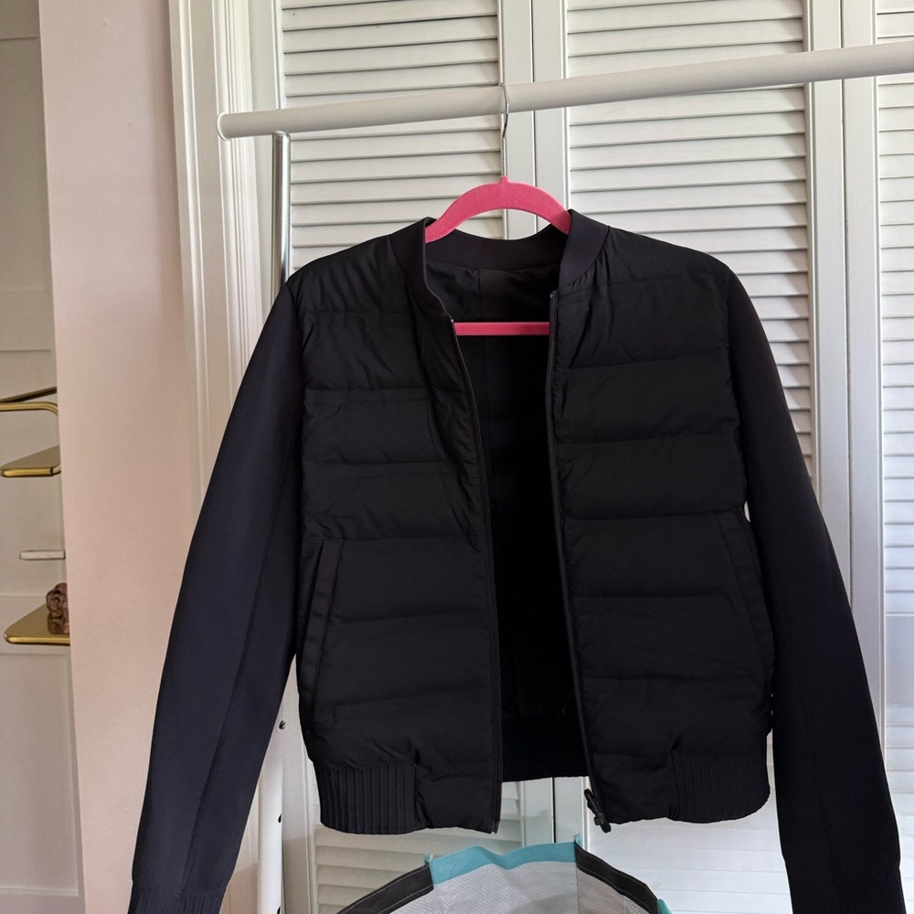 Lululemon Black Bomber Puffer Jacket – Lightweight, Size